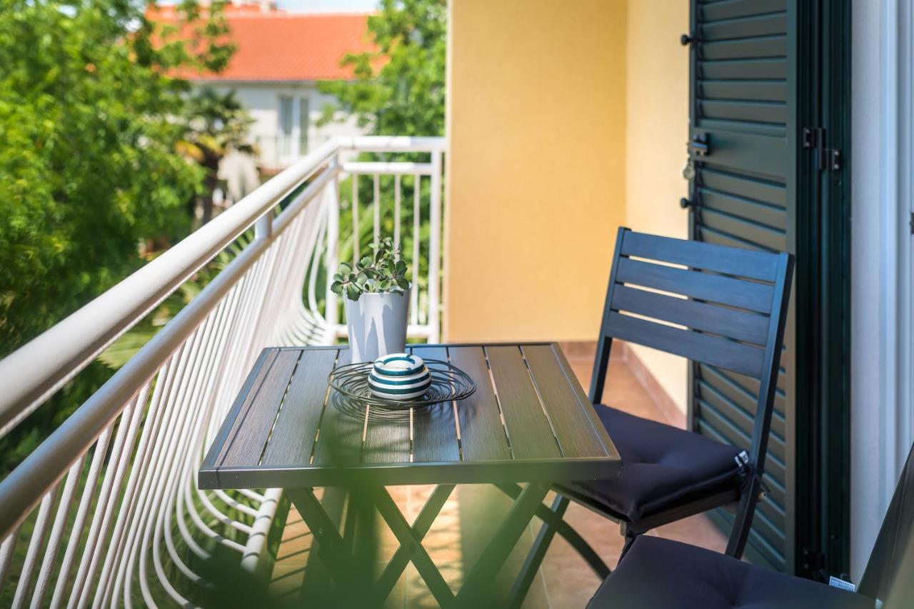 Villa Slavica Vodice Esterno foto