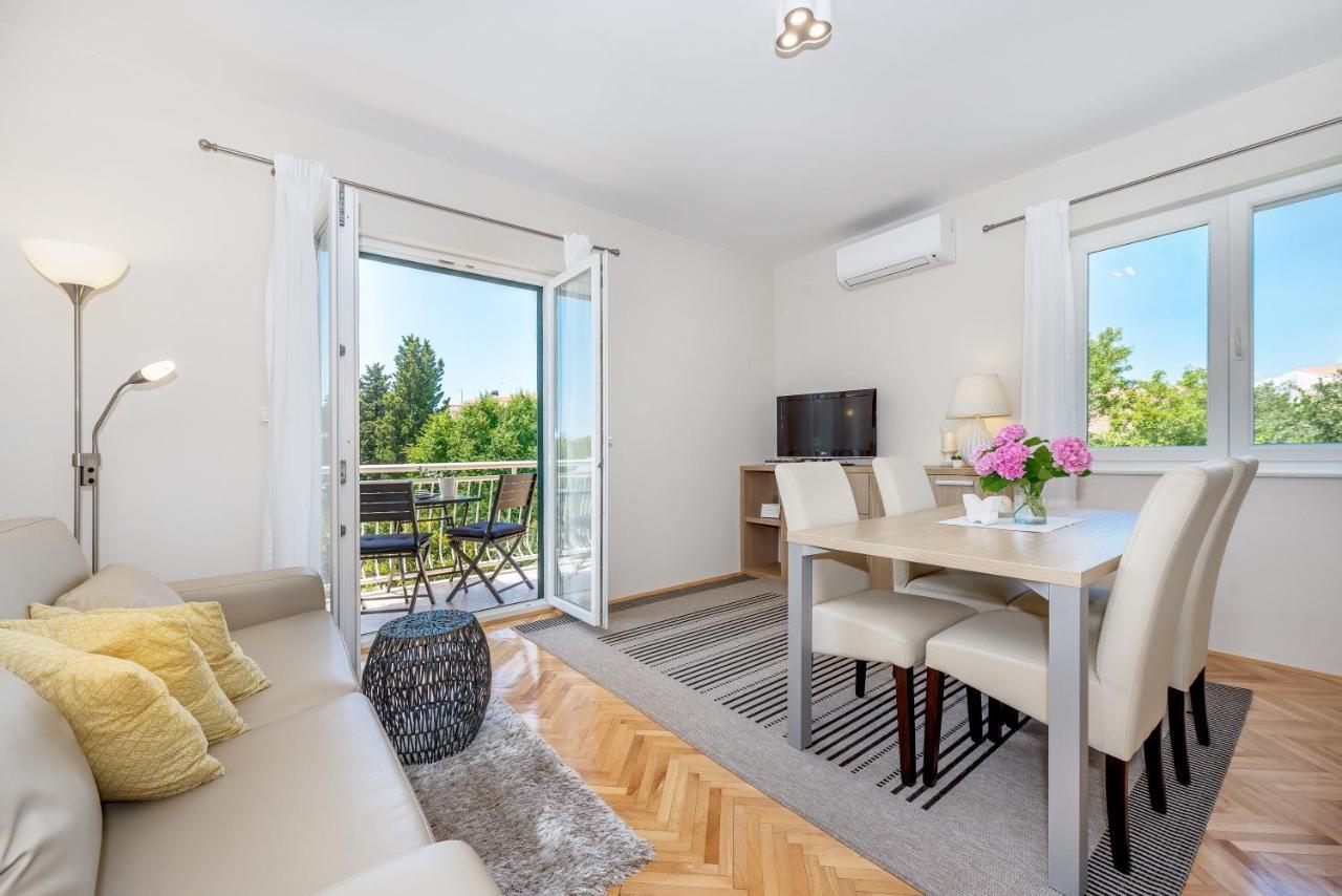 Villa Slavica Vodice Esterno foto